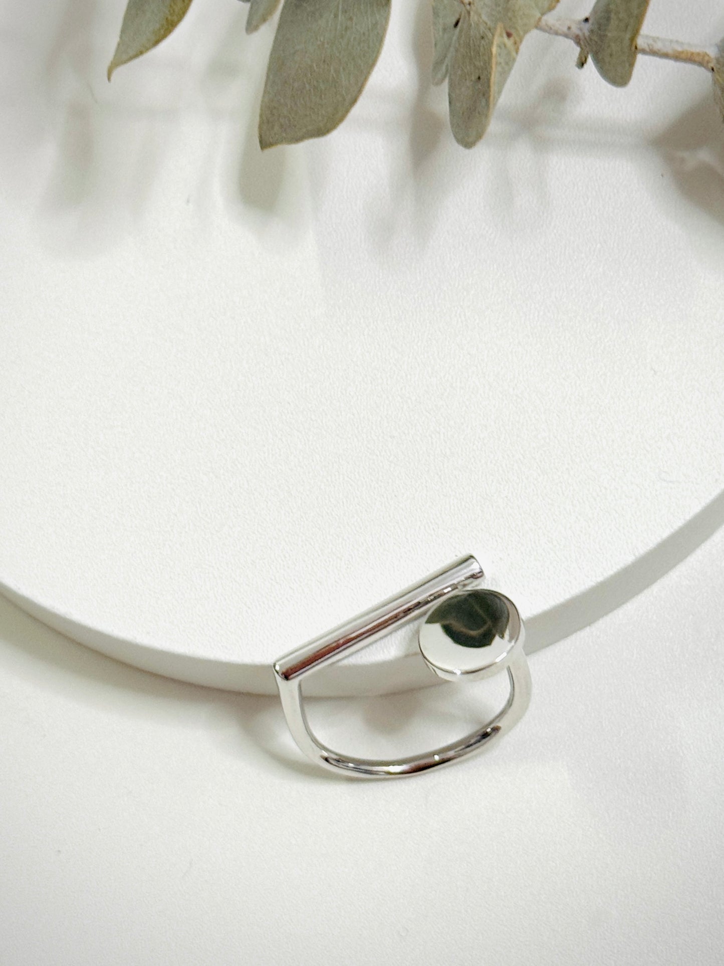 Linear Balance Ring