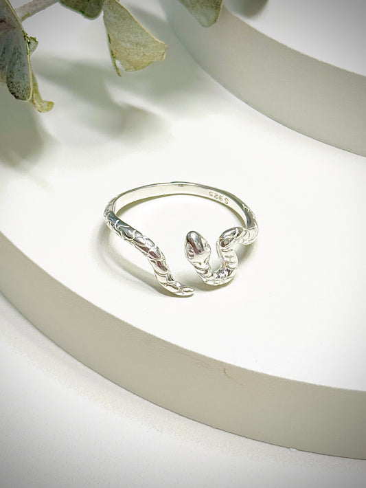Serpentis Ring