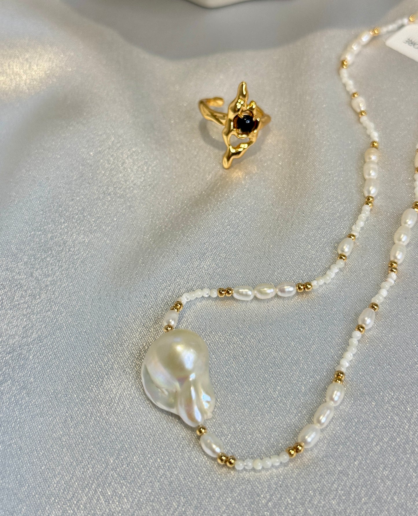 Baroque Haze Necklace