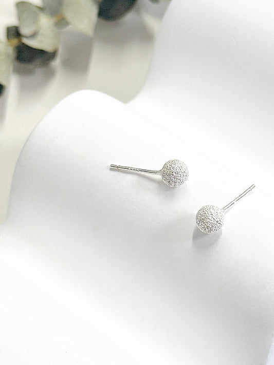Clouded Silver Studs